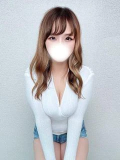 せられ