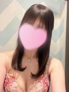 美月 ゆうな