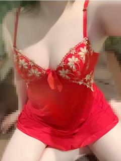 めい(2月8日デビュー)