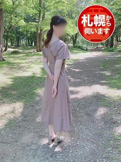 【ゆり】⇒知的さ漂う淑女