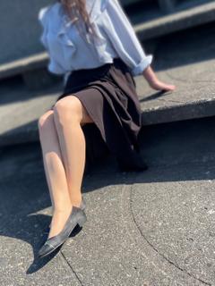 新人ことは10/4入店