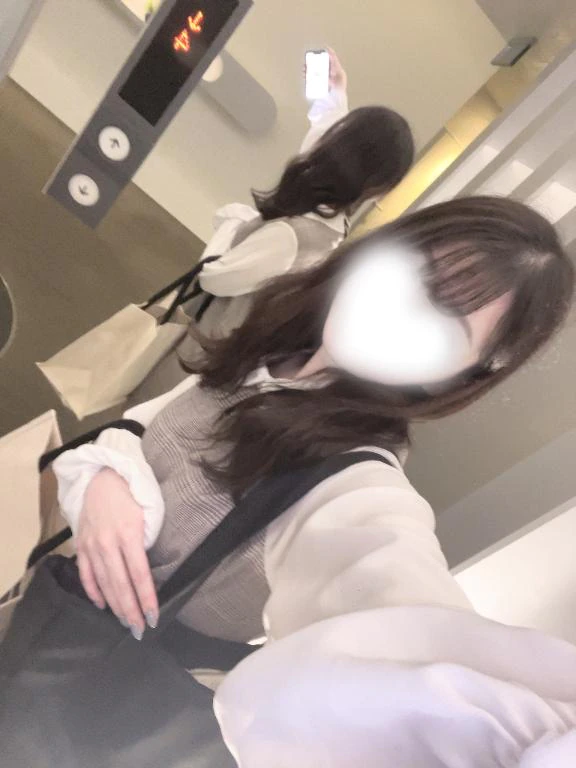 明け( ՞ ᴗ ̫ ᴗ՞)"