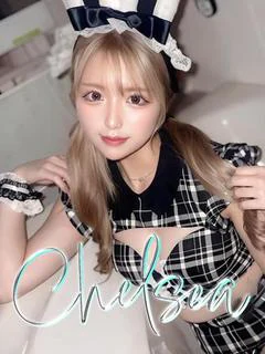 スナオ【F乳パイパン潮吹き娘✨】