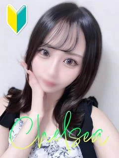 モア【長身美脚のパイパン美女✨】