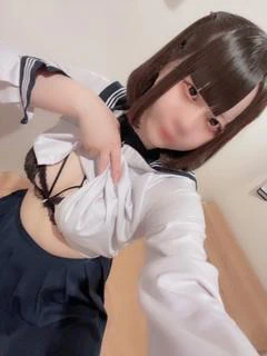 うい