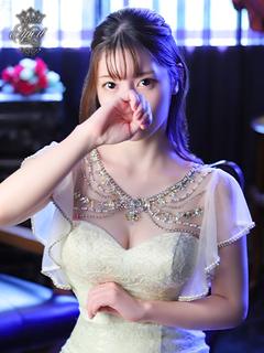 水川ひなの
