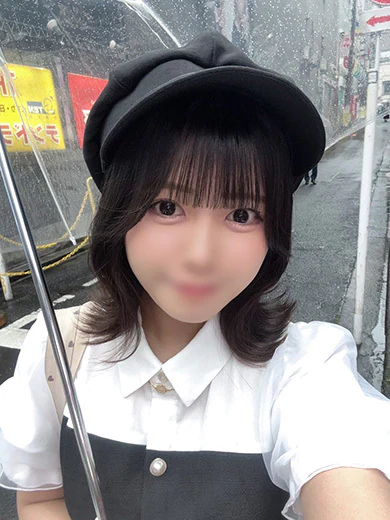 若月由衣