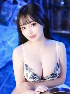 白石まゆ