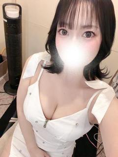 絵美里【エミリ】