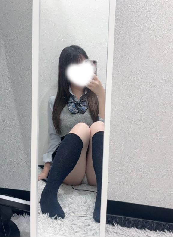 愛原 ろな の 登校🏫⭐️