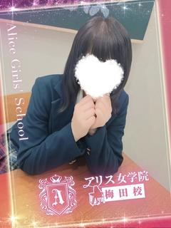 皆川 まゆ