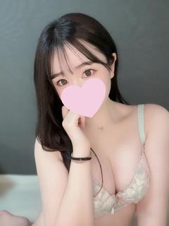 百衣 白花