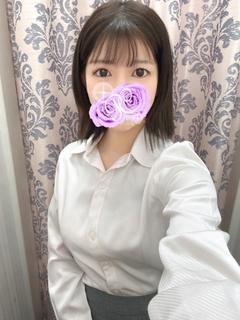 椿　なな