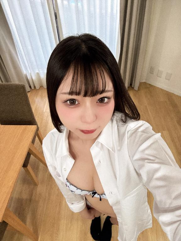 大野るあ の 1日で4人とセッ…♡