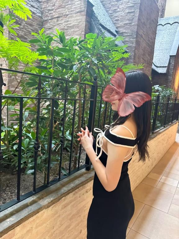 えみり の 今日は21時から会えるよ💞