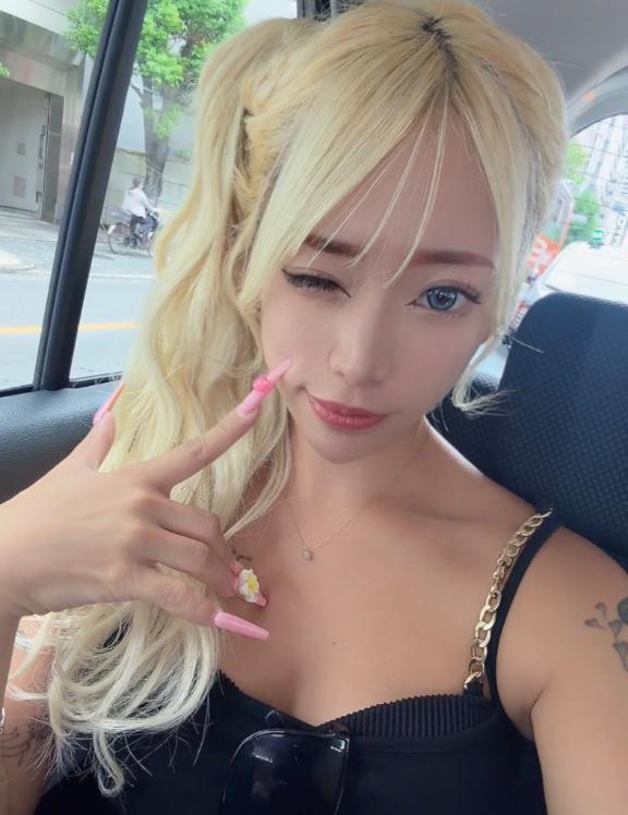 りな の 盛り髪👱🏽‍♀️