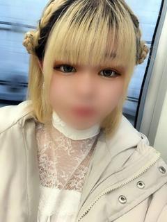 しあ