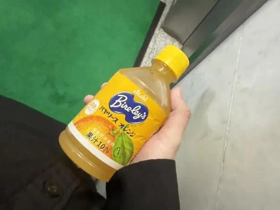 しおり（clubさくら難波店）