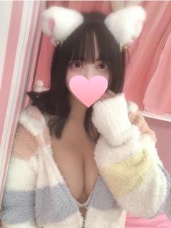 みつり　※黒髪で清楚な雰囲気