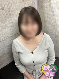 橘　やよい