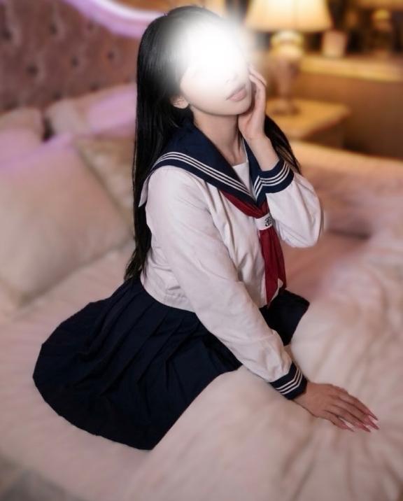 白石かなで の こんばんは‪𓂃𓈒 ☽︎︎·̩͙