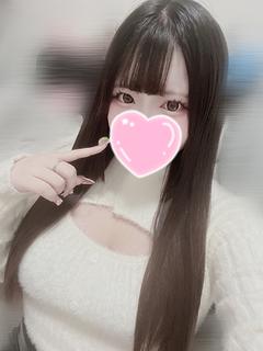 なぎ 色白巨乳
