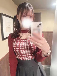 宇佐美ろあ