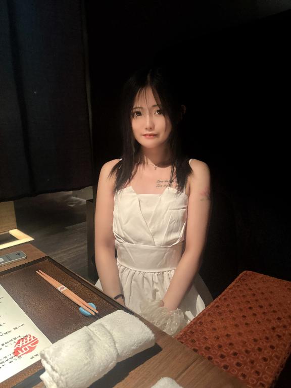 峯岸やよい の 💛しゅっ💛