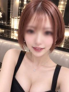 新美こころ