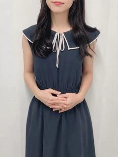 ゆりな