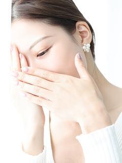 叶 レイ