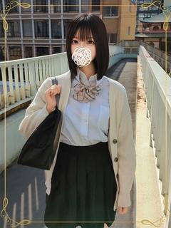 桃瀬ここな
