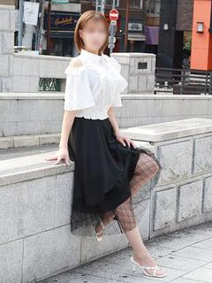 りいな
