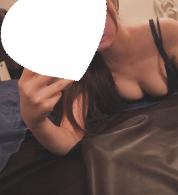 シオリ の 出勤🥰