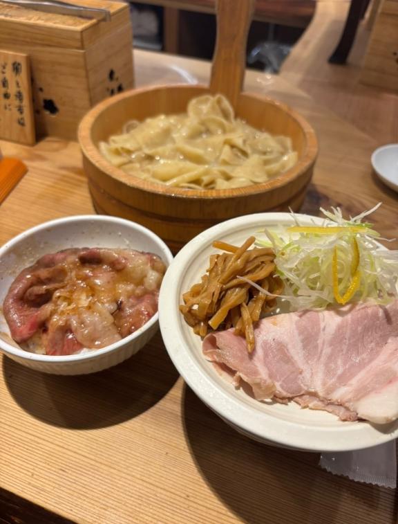 美都里-みどり の 知り合いに連れられて〜