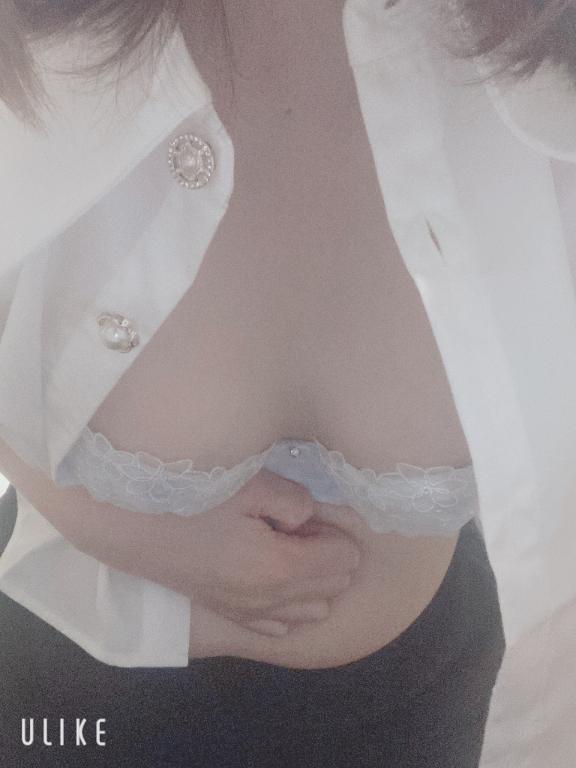 愛衣(めい) の めちゃくちゃ急ですが
