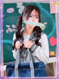 うるは【愛嬌抜群の美巨乳生徒】