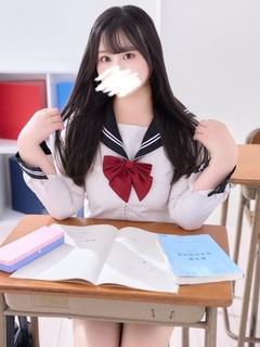 三上 ゆい