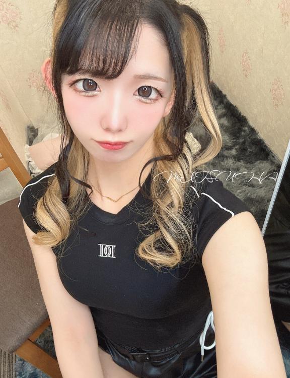 三葉【みつは】 の ハーフツインっ🫧‪⸜❤︎⸝‍