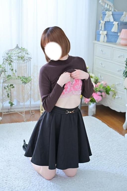 羽衣 ちなつ の つい笑った反応こっそり見て