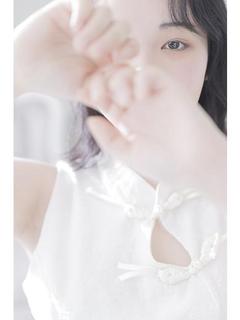 美園　ひより