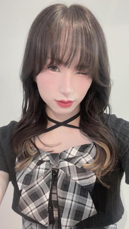 Reina(レイナ) の 明日は14時インだよ！💗