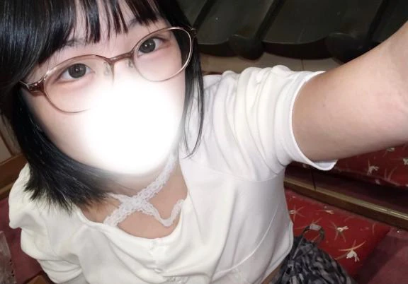 ひみつにしてねー？