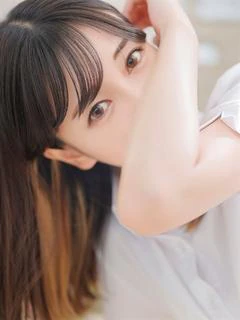 咲乃 まなみ