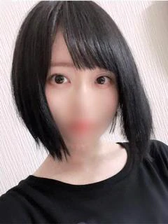 小泉 なつな