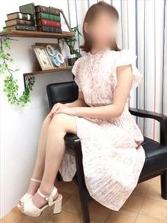 新人みく