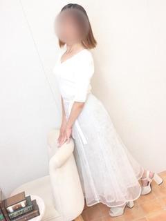 新人ゆうか