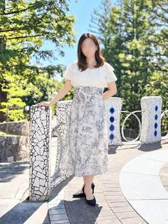 出久ひな