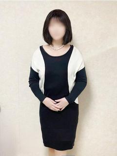 上田奈央