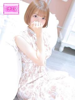 世奈【セナ】